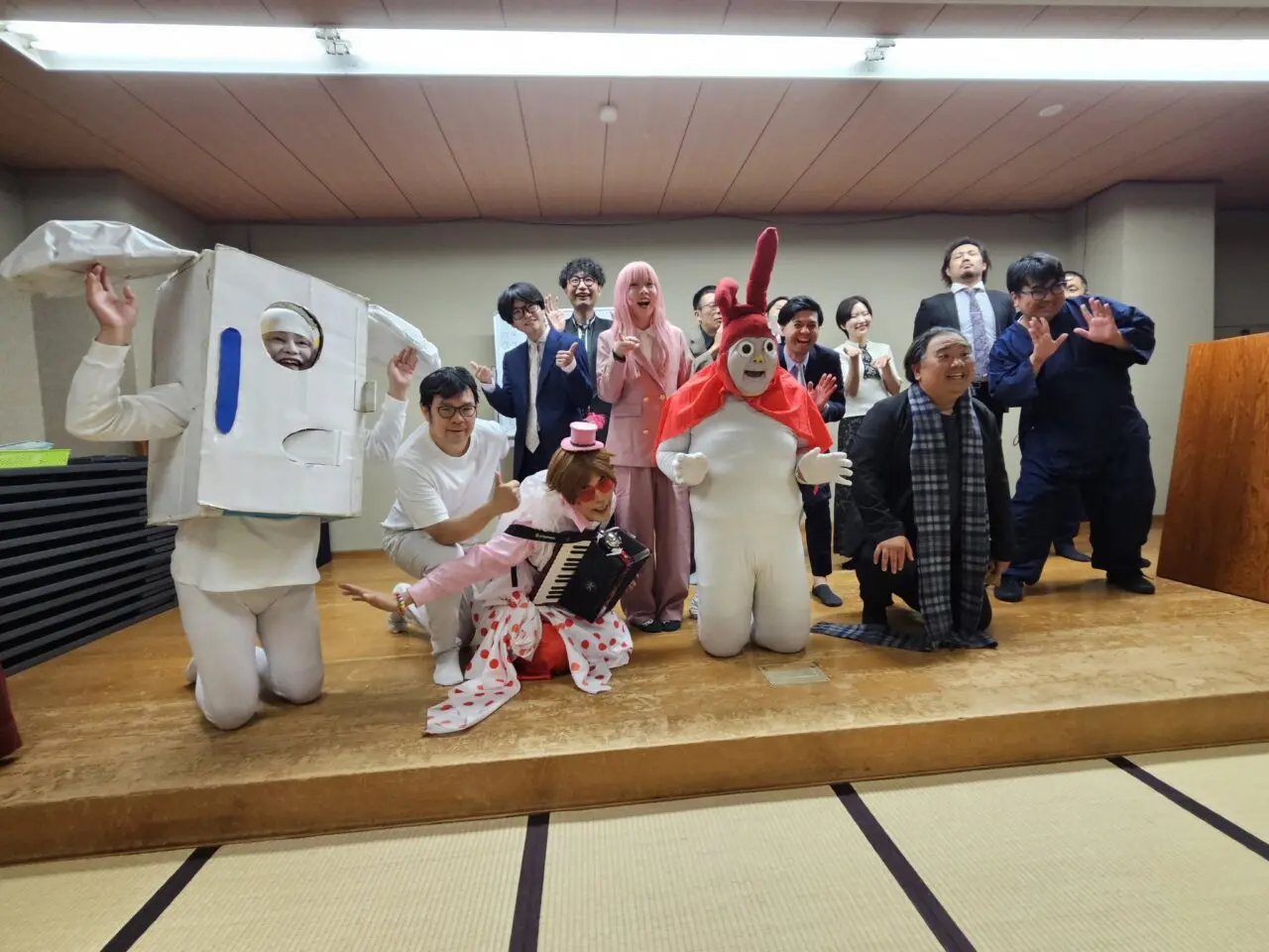 お笑い